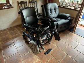Invalidní elektrický vozík - 2