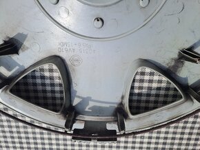 Poklice Nissan 16" - 2