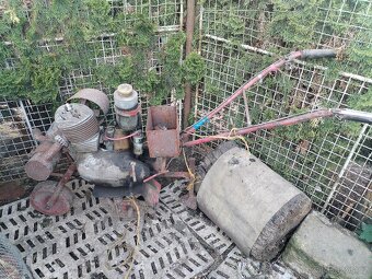 Rotavator s motorem ČZ 175 - 2