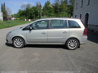 OPEL ZAFIRA 2.2 i - Tažné zařízení, 7 míst - 2