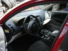 Kia ceed 2009 - 2