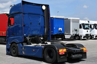 Mercedes Benz Tahač návěsu Actros 1851 2021 - 2