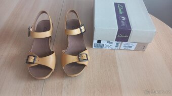 Boty zn. Clarks - 2