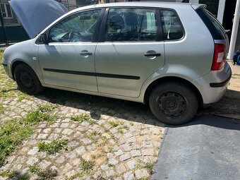 Volkswagen Polo - 2
