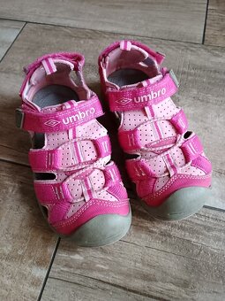 Sandály Umbro, vel.29 - 2