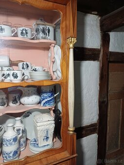 Starožitný sekretář - 2