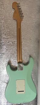 Fender American Performer Stratocaster HSS MN Satin Surf Gre - 2