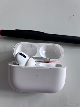 AirPods pro 1 gen. A 2190 - 2
