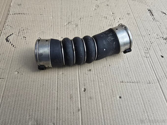 BMW N57 tlaková sací trubka, chargepipe - 2