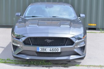 Mustang GT - 2