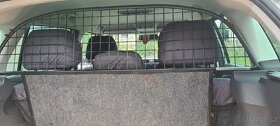 Dělící mříž- originál na Fabia II - 2
