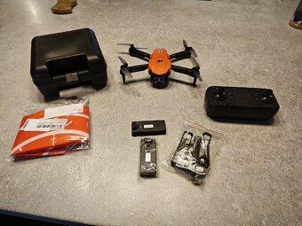 Dron s kamerou - 2