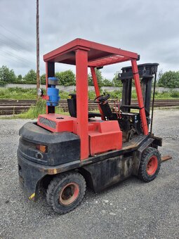 Vysokozdvižný vozík JZD SV30 A, nosnost 3000kg, diesel - 2