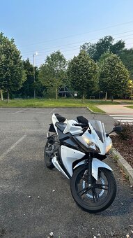Yamaha yzf-r125 - 2