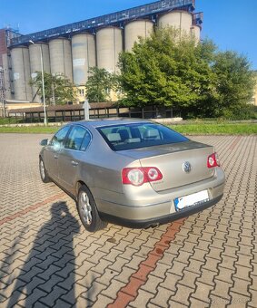 Volkswagen Passat 2.0TDI - 2