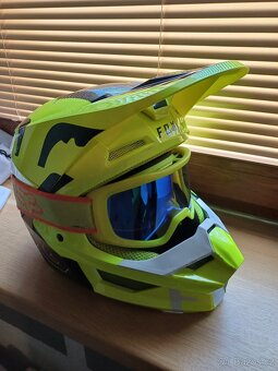 Fox helma+brýle - 2