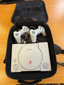 Playstation 1 scph 5552 komplet s originální taškou - 2
