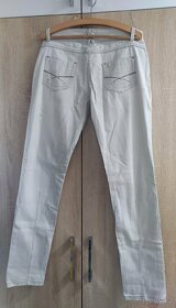 Šedé trhané džíny - 2