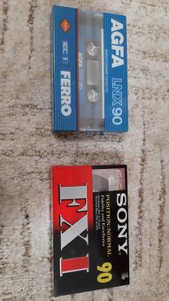 Prodám 2 nové kazety agfa a sony... - 2