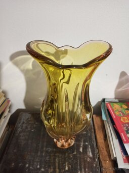 Hutní sklo váza - 2