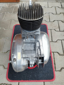 Motor CZ175_450.01 - 2