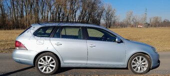 Golf 1,6 TDI DSG + F1 pádla, alu. - 2