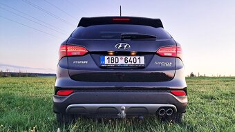 Hyundai Santa Fe 2015 max výbava 113tkm top stav 165kw 8pneu - 2