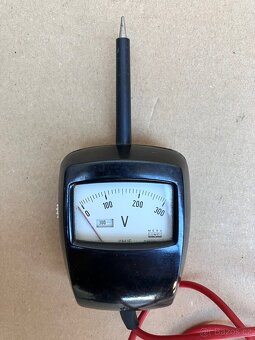 Voltmetr Mera Lumel 300-600 - 2