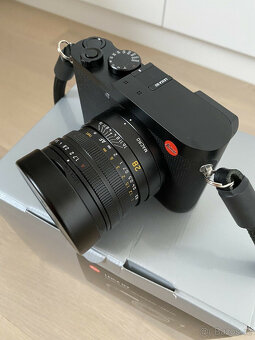 Kompaktní fotoaparát Leica Q2 47,3 MP - černý, jako nový - 2