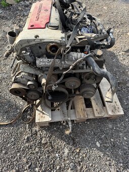 Motor s převodovkou Mercedes SLK 230 r170 - 2