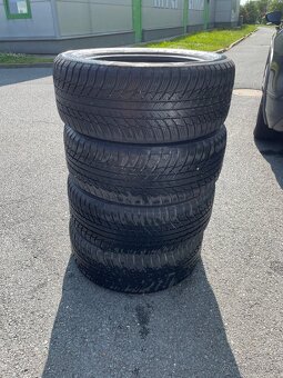 Bridgestone Blizzak 215/55/17 - 2x 7mm, 2x 5mm, zimní - 2
