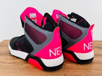 DÍVČÍ KOTNÍKOVÉ TENISKY ADIDAS NEO vel.38 - 2