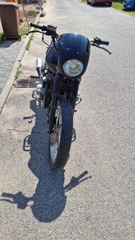 Suzuki GS 650G Katana - 2