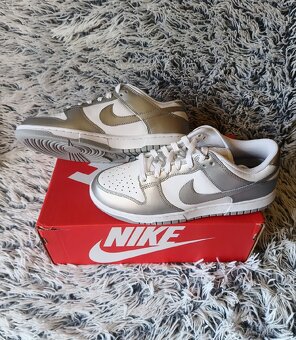 Nike Dunk Low W "Metallic Silver - Blue Joy" - 2