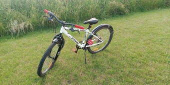 Dětské trekové kolo BTWIN Rockrider 100, 24" - 2