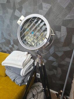 Designová lampa - 2