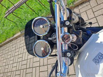 Royal Enfield Interceptor, ozdobná rolka - 2