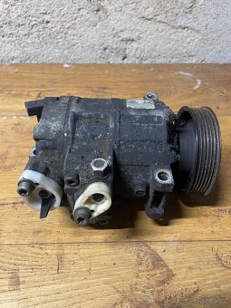 Kompresor klimatizace 1K0 820 859 F 1K0820859F - 2
