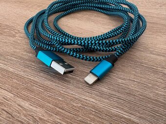 Nabíjecí kabel k iPhonu 2m - 2