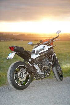 Yamaha MT-07 (2017) - 2