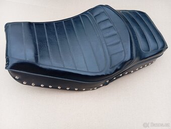 Honda CM 400 T, sólo sedlo, padací rám. - 2