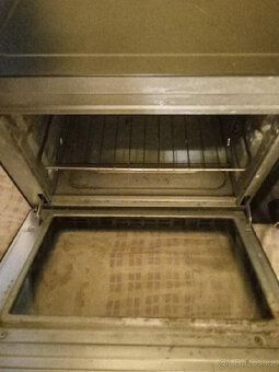 Mini trouba Siguro s otočným grilem, malá a lehká - 2