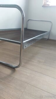 Starý trubkový, chromový gauč - Funkcionalismus - 2