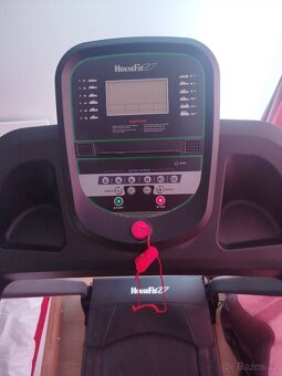 Běhací pás Housefit Tempo 20 - 2