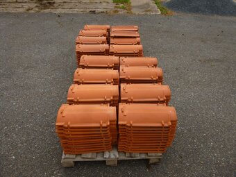 Pálená střešní taška PREJZ spodní velký - 2