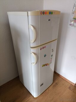 Kombinovaná lednice s mrazákem - 2