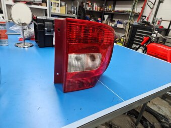 ŠKODA YETI  LEVÉ ZADNÍ SVĚTLO,LEVNĚ - 2