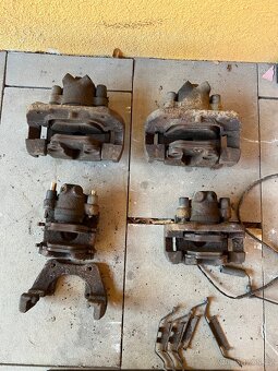 Bmw e46 brzdiče + destičky - 2