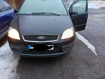 Prodám pojízdný Ford na náhradní díly - 2