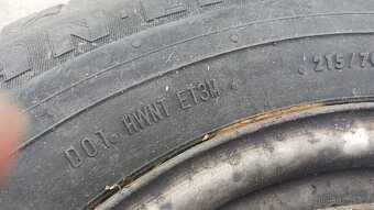 Kola 215/70 R15C - 2